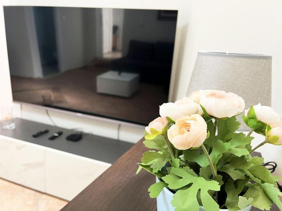 Eva'S Villas 2室温馨庭院拥有私家停车位 Glyka Nera エクステリア 写真